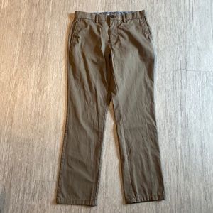 Men’s Khaki Pants